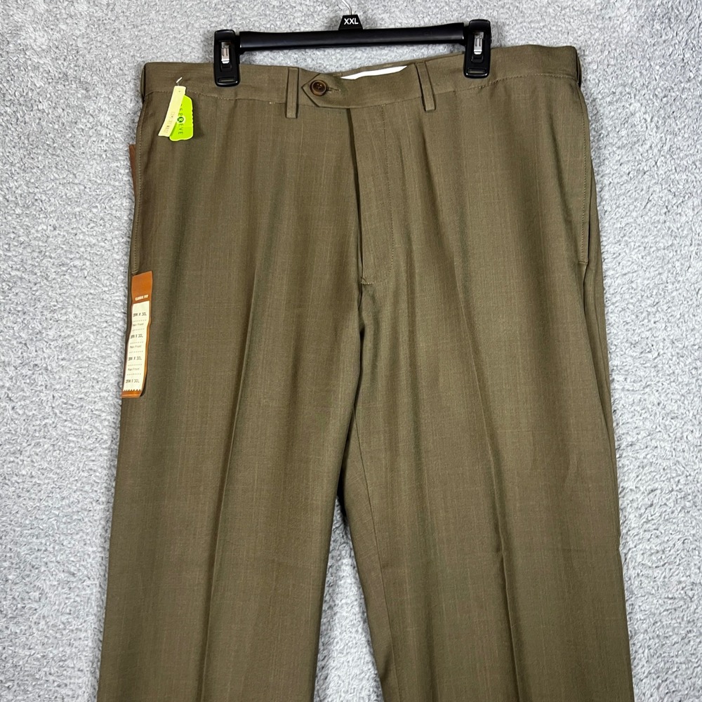 Haggar Dress Pants Mens 38x30 Khaki New Classic Fit Business Formal